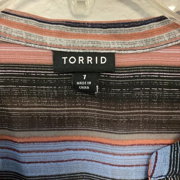 Torrid Emma Babydoll Tunic Chiffon Striped Black-Multi in Size 1X - Picture 5 of 9